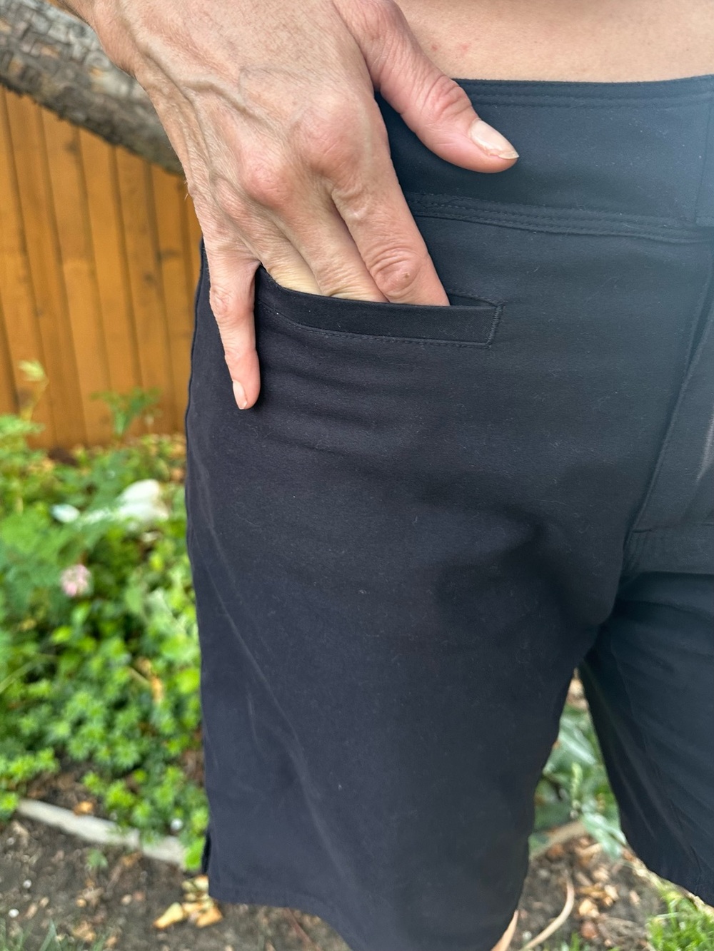 Women’s Black Patagonia Bermuda shorts - Picture 5 of 12